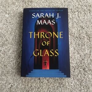 Throne of Glass Paperback Book by Sarah J. Maas